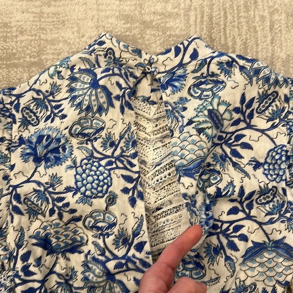 Hemant & Nandita crop top. - Picture 8 of 9